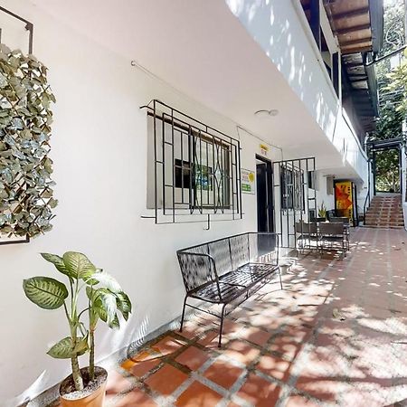 Providencia Hostel Habitaciones Меделин Екстериор снимка